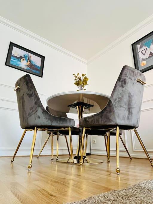 Photo of Livingroom in Le Bourget