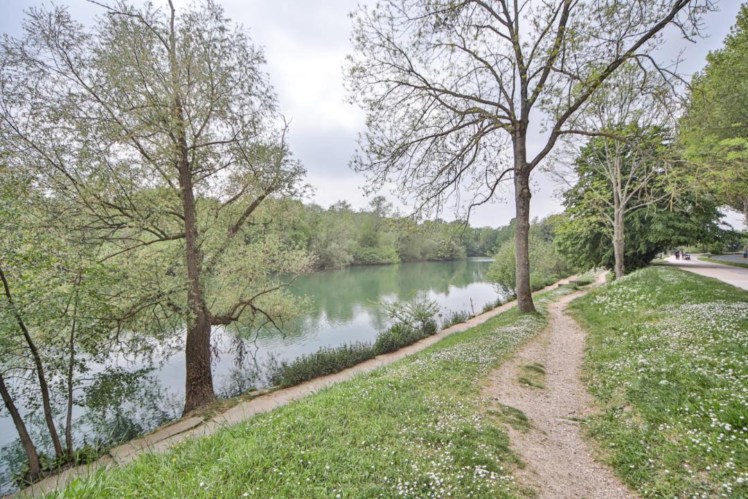 Photo of Others in La Varenne Saint-Hilaire