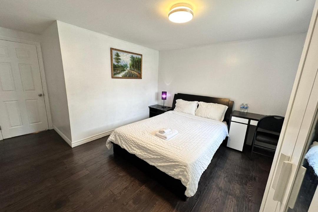 Photo of Bedroom in Mississauga