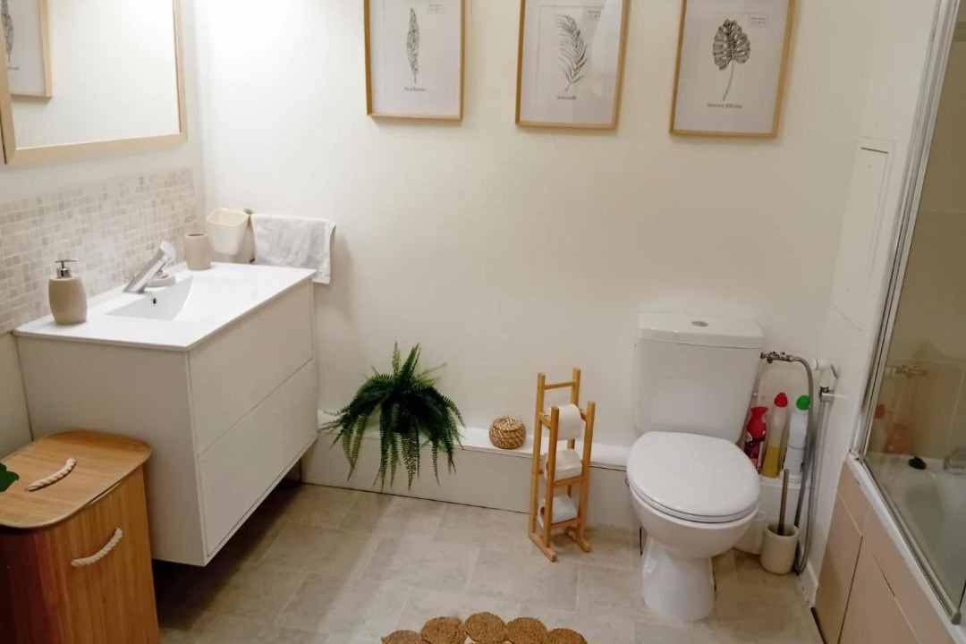 Photo of Bathroom in Bondy