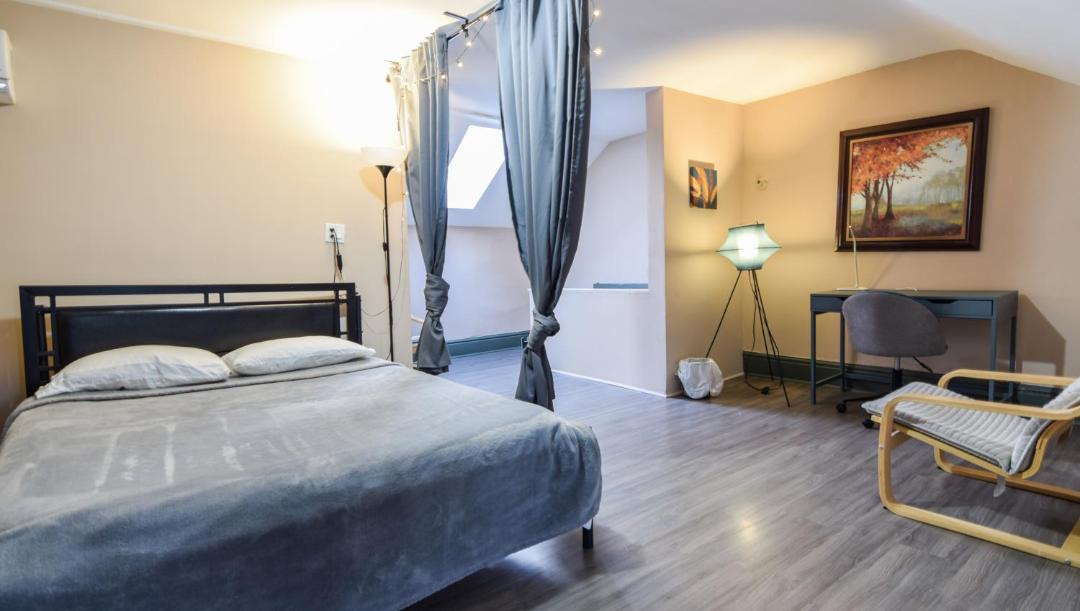 Photo of Bedroom in Cabbagetown