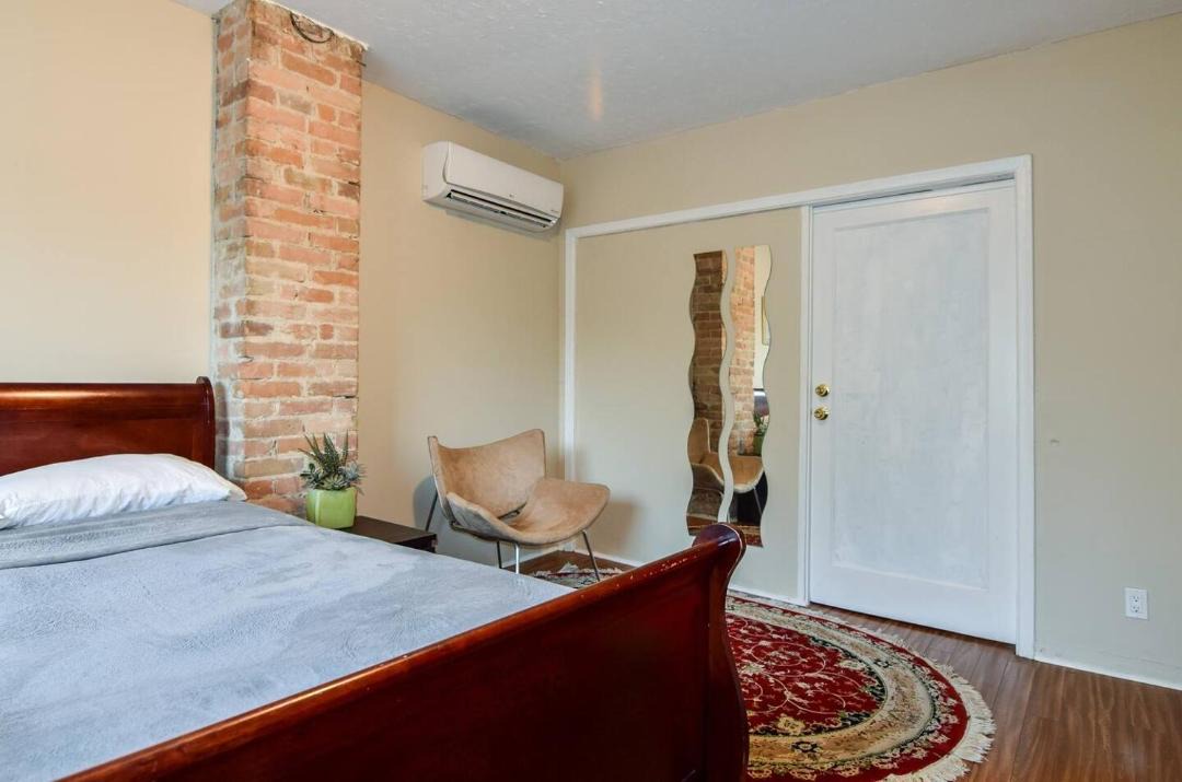 Photo of Bedroom in Cabbagetown