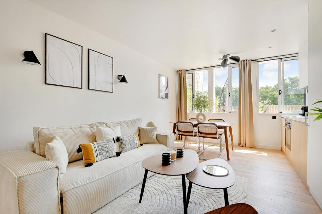 Photo of Livingroom in 12th Arrondissement