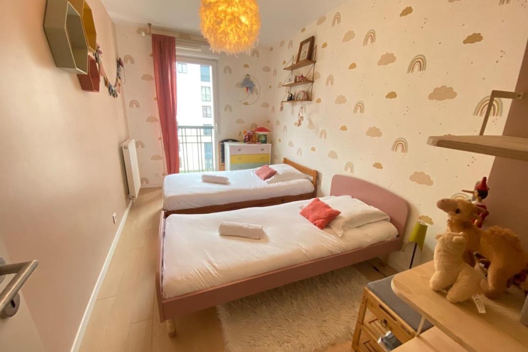 Photo of Bedroom in Saint-Ouen