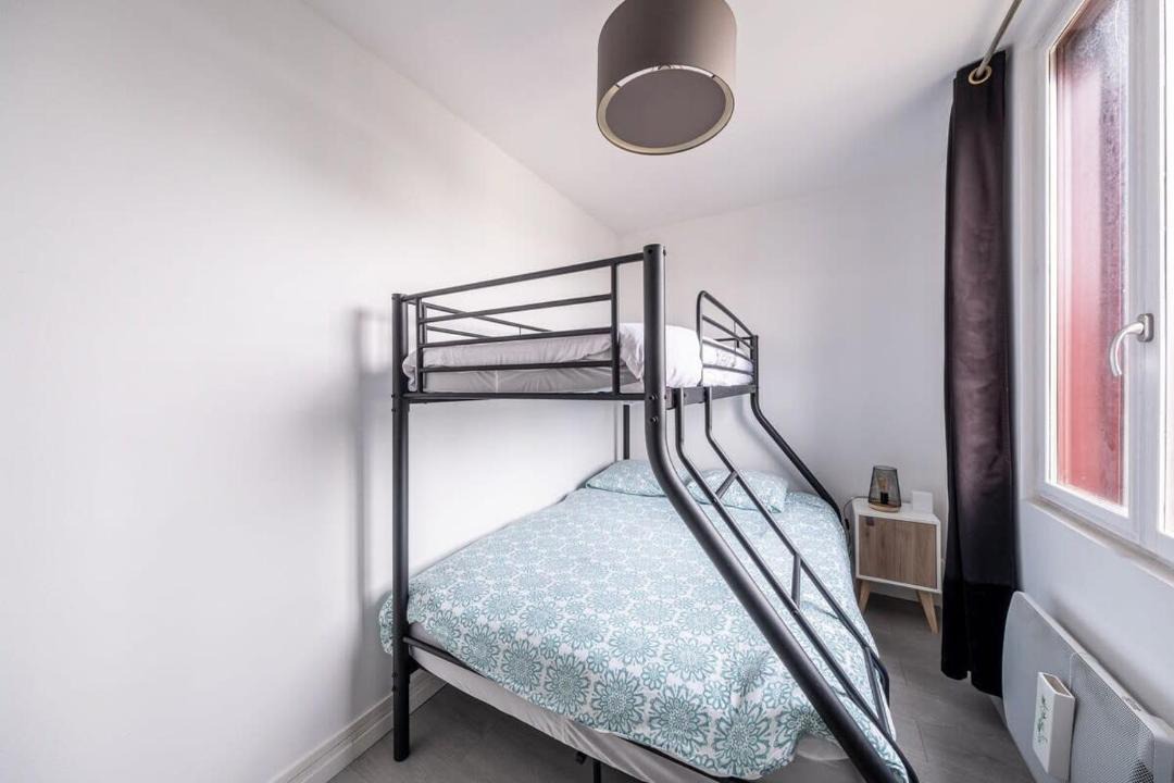 Photo of Bedroom in Dammartin-sur-Tigeaux