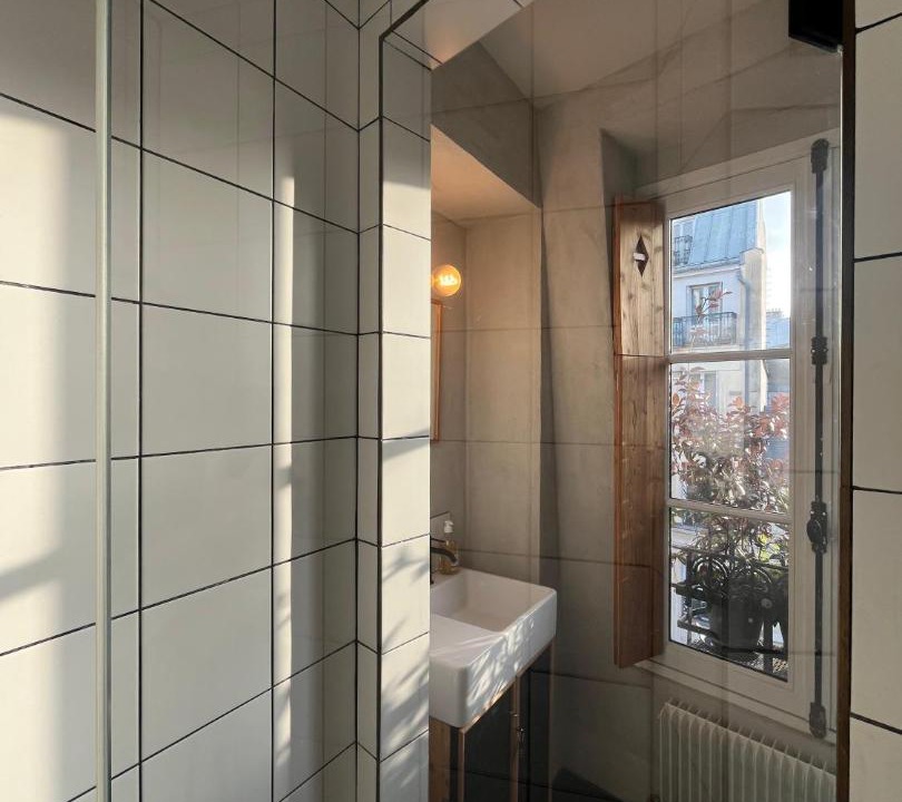 Photo of Bathroom in Saint-Merri