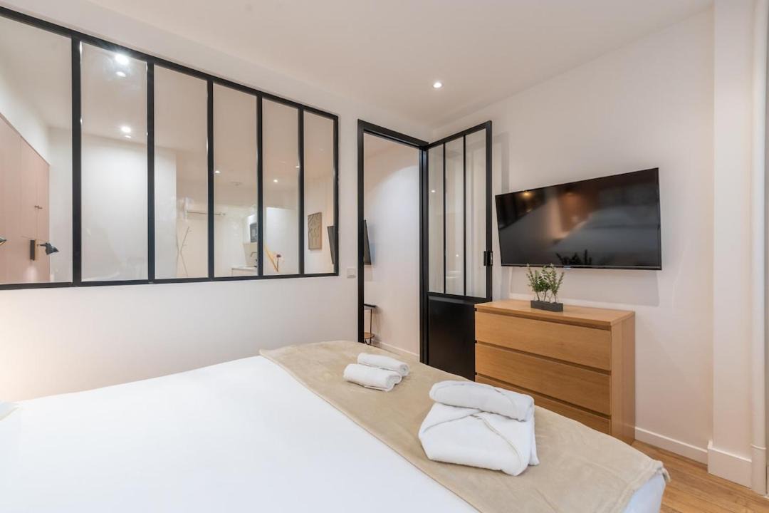 Photo of Bedroom in Quartier des Grandes-Carrieres