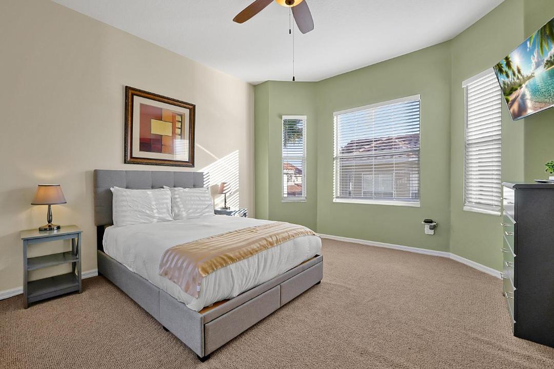 Photo of Bedroom in Tuscan Hills