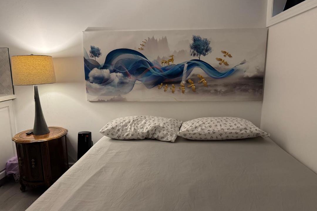 Photo of Bedroom in Halton Regional Municipality