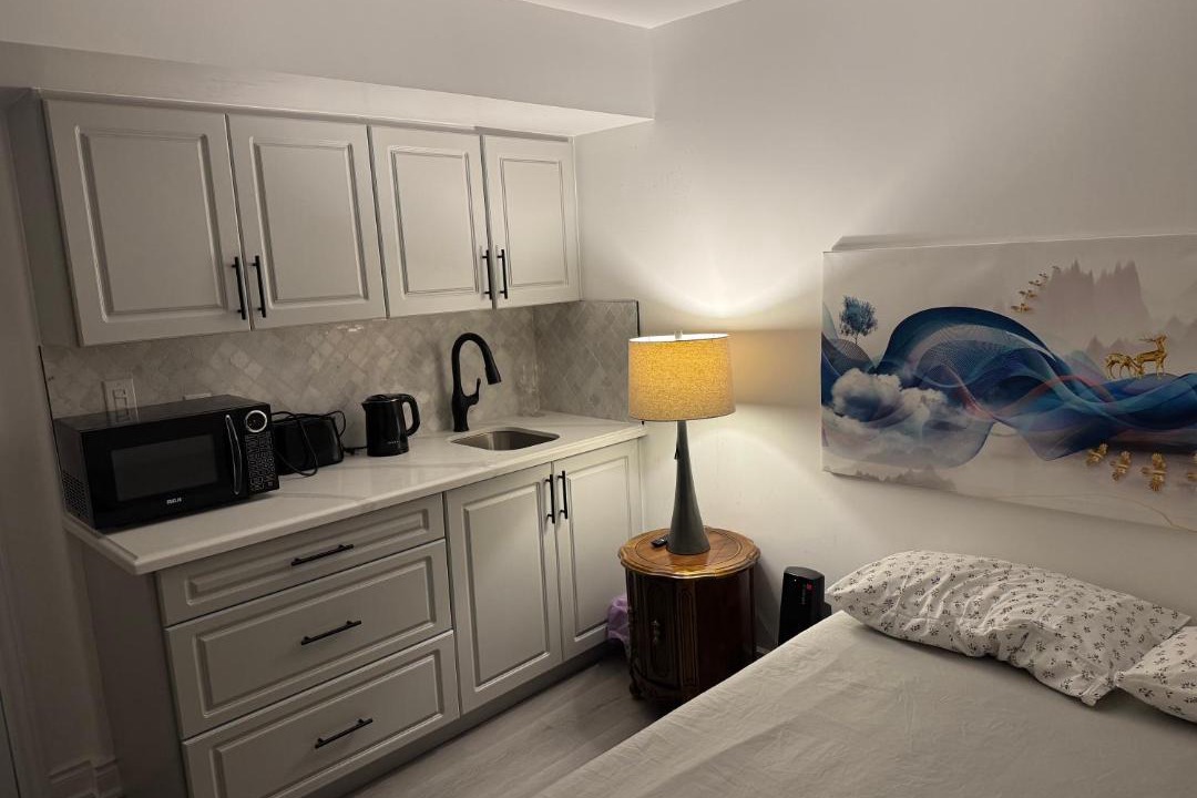 Photo of Bedroom in Halton Regional Municipality