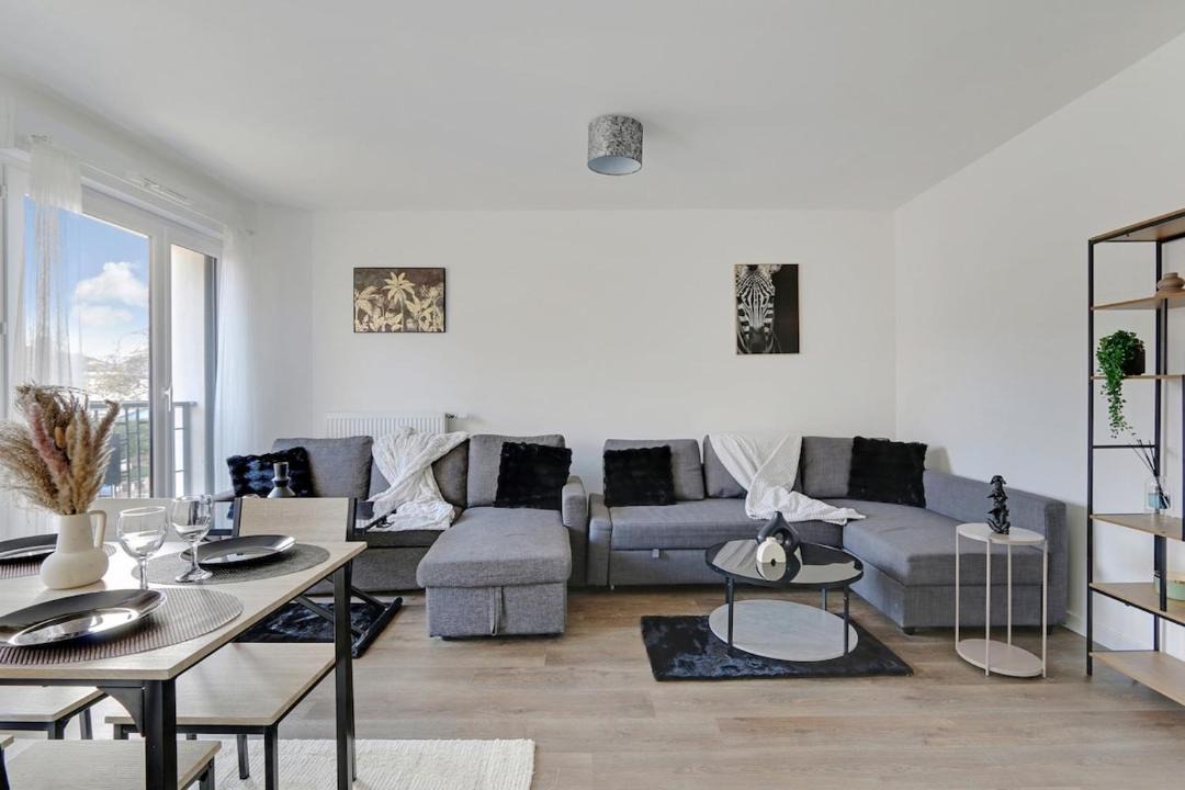 Photo of Livingroom in Saint-Ouen