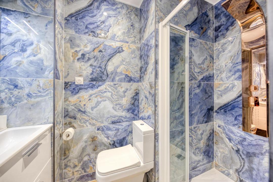 Photo of Bathroom in Bobigny