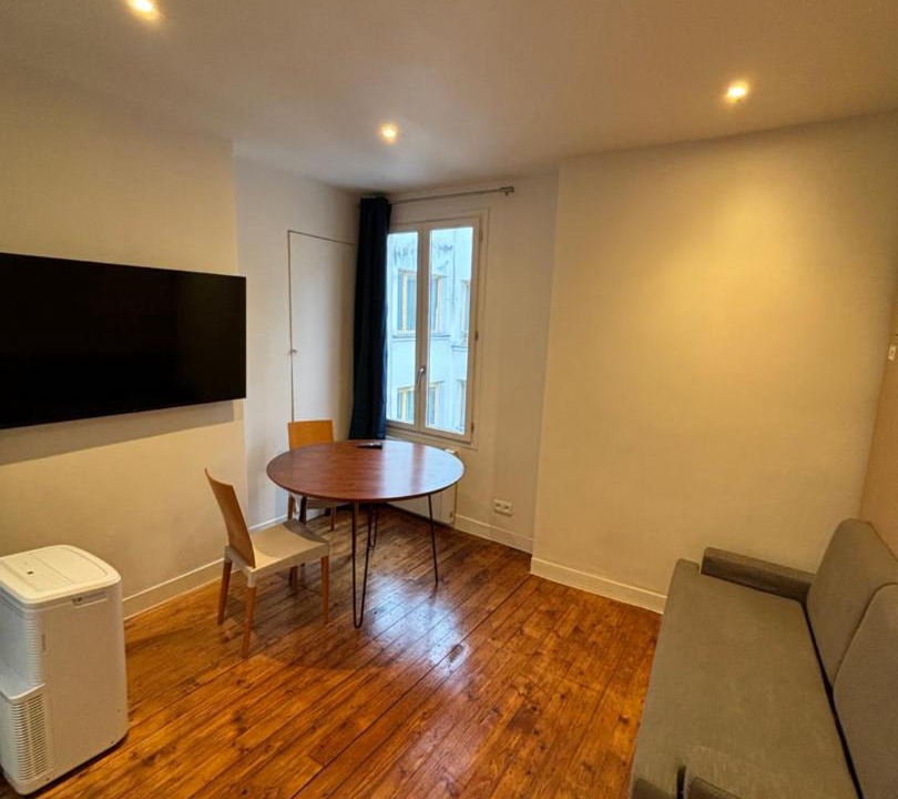 Photo of Livingroom in Porte-Saint-Martin
