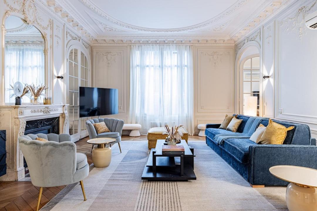 Photo of Livingroom in Faubourg-du-Roule