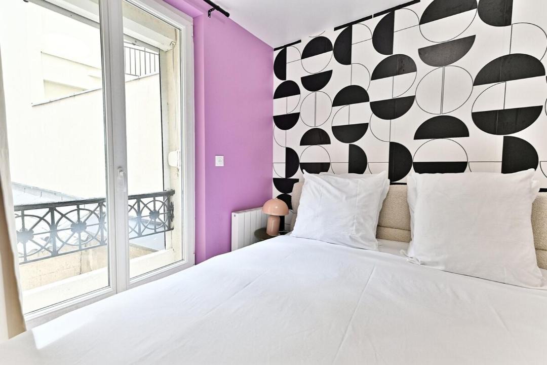 Photo of Bedroom in Levallois-Perret