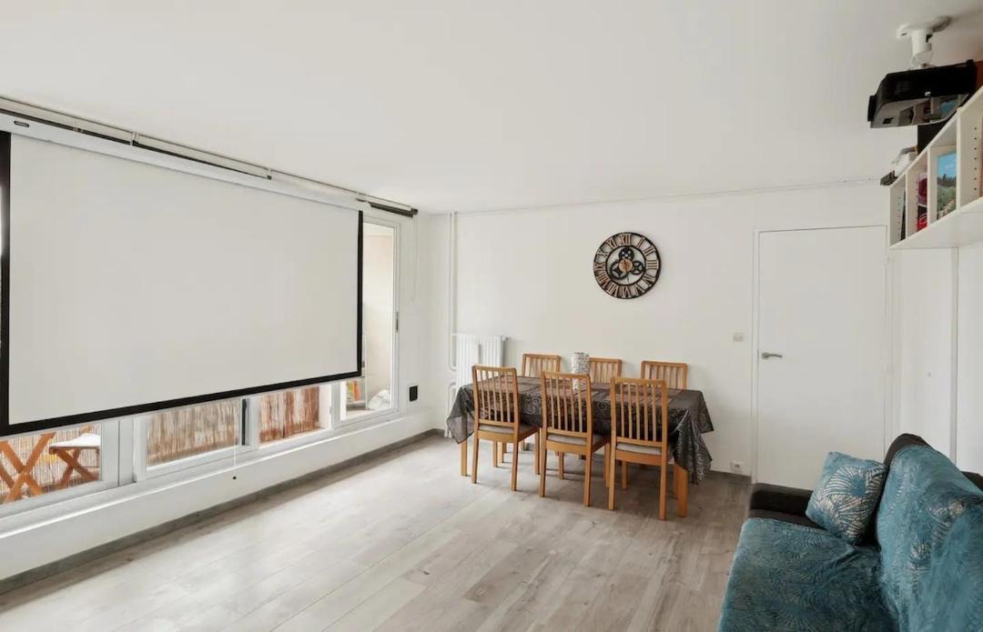 Photo of Livingroom in Parc-Nord
