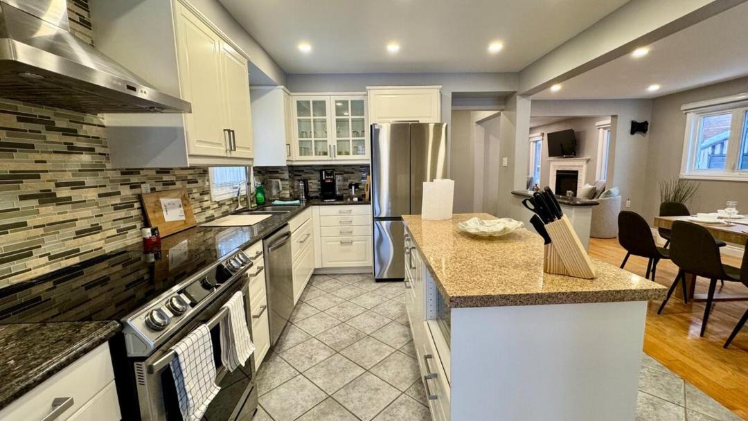 Photo of Kitchen in Erin Mills