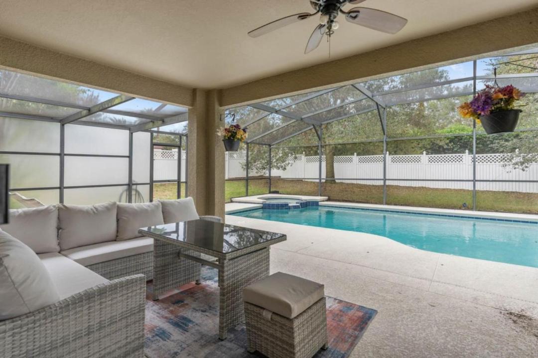 Photo of Patio Balcony in Legacy Park