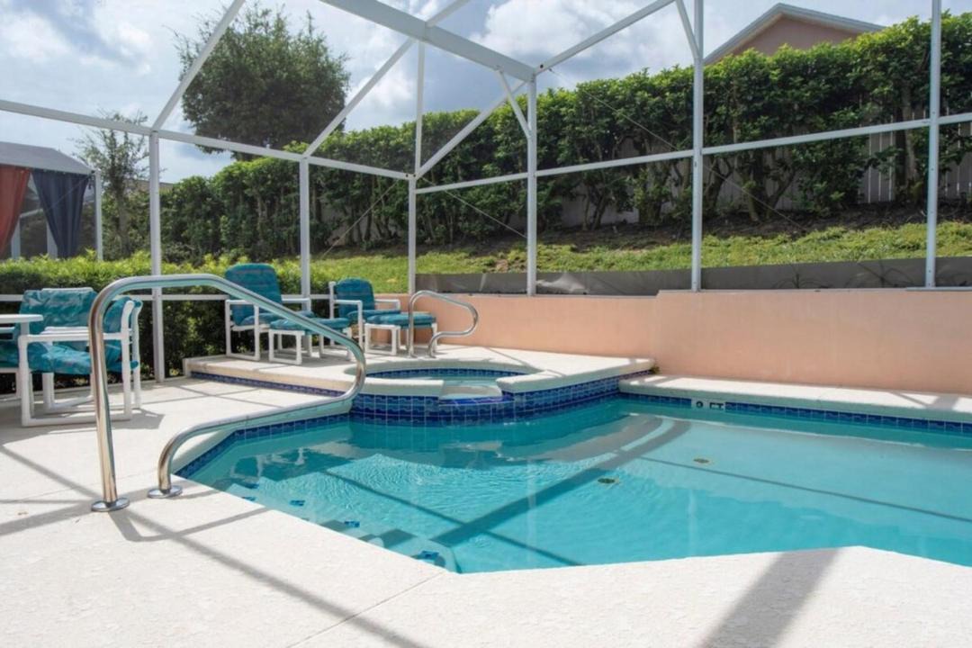Photo of Patio Balcony in Westbury