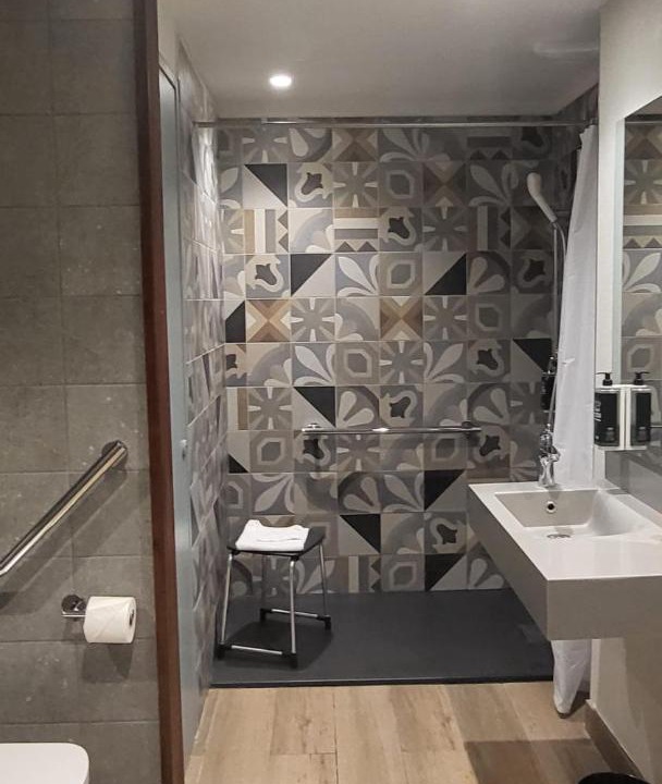 Photo of Bathroom in Quartier de la Chapelle