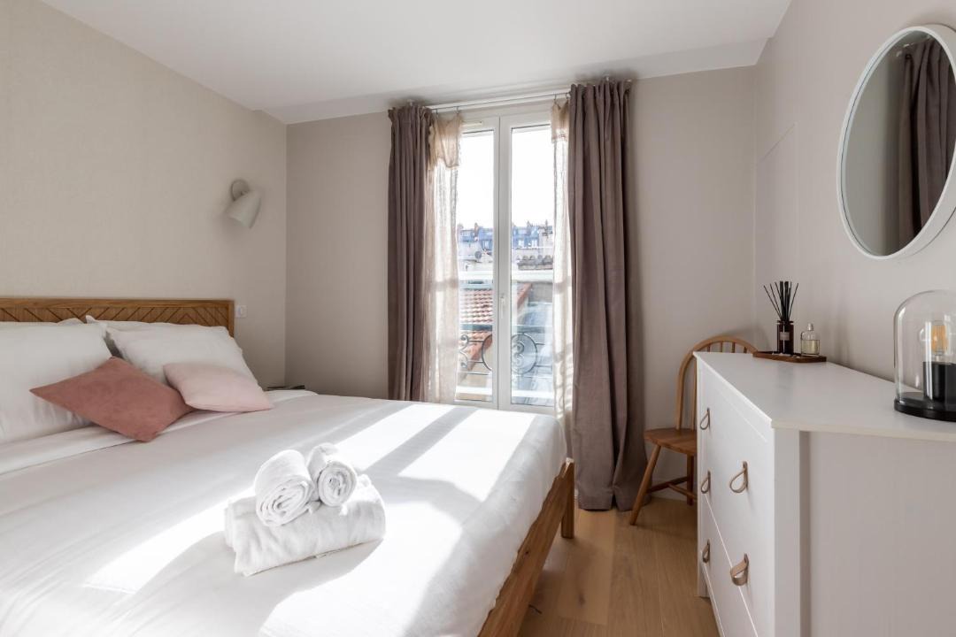 Photo of Bedroom in Parc-de-Montsouris