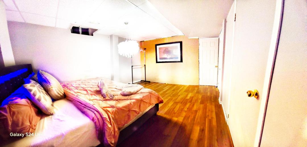 Photo of Bedroom in Richmond Hill