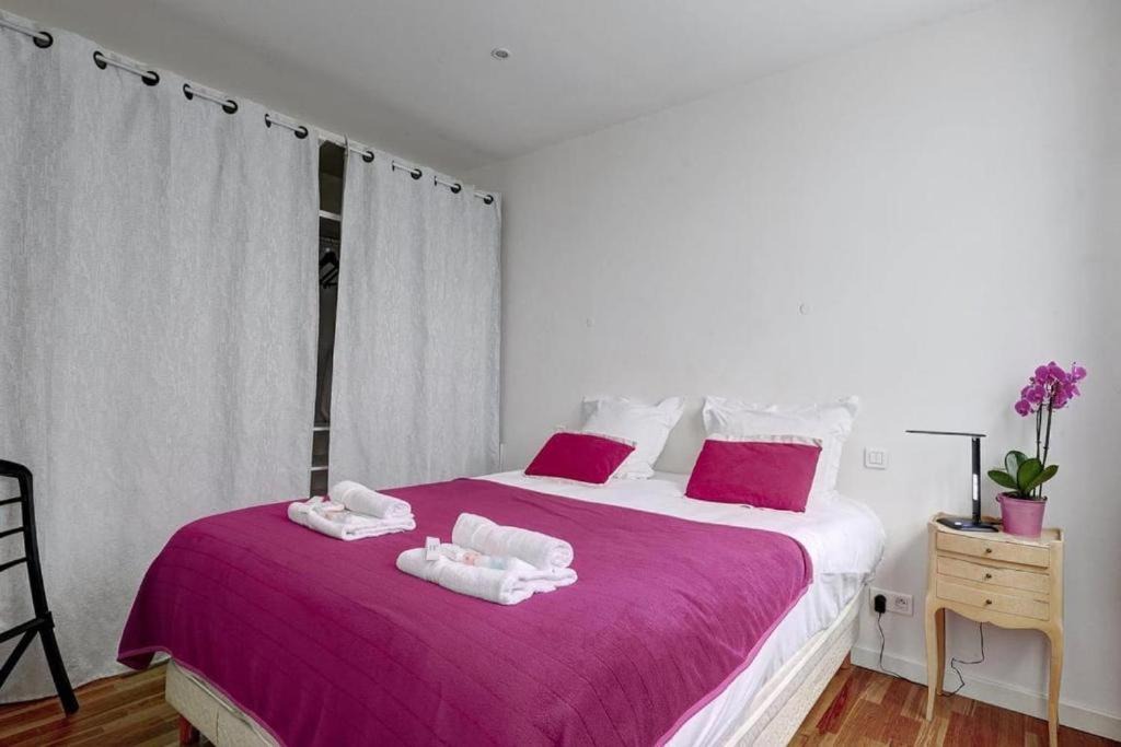 Photo of Bedroom in Quartier de la Roquette