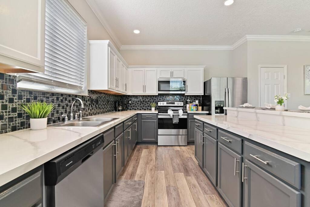 Photo of Kitchen in Legacy Park