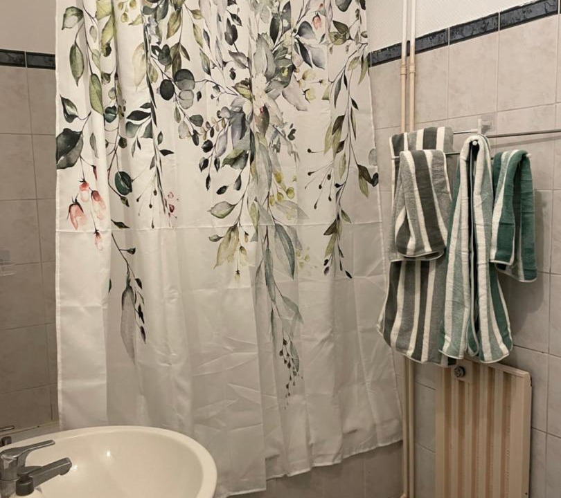 Photo of Bathroom in Epinay-sur-Seine