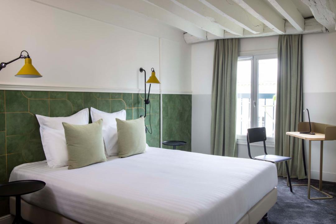 Photo of Bedroom in Val-de-Grace