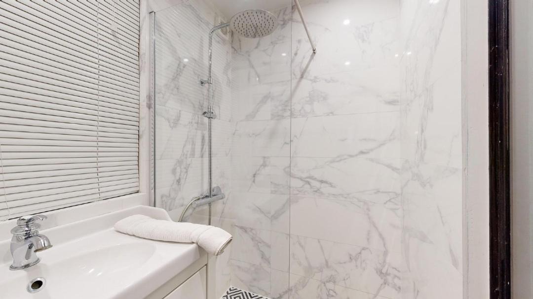 Photo of Bathroom in Bercy