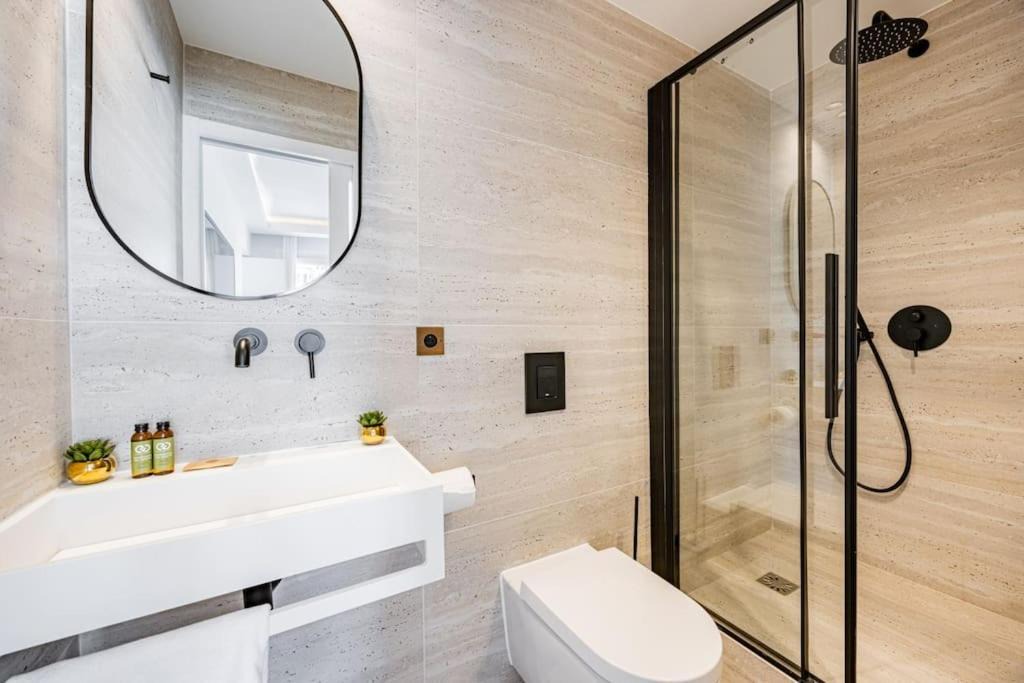 Photo of Bathroom in Montmartre