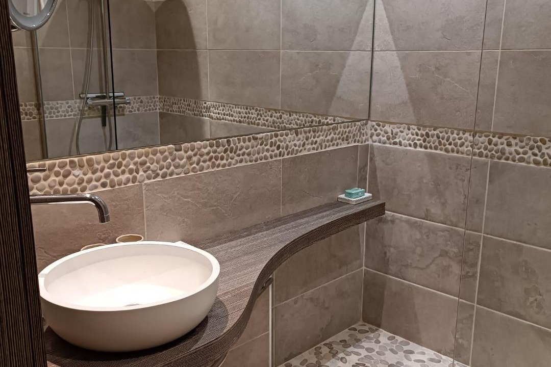 Photo of Bathroom in Front de Lac