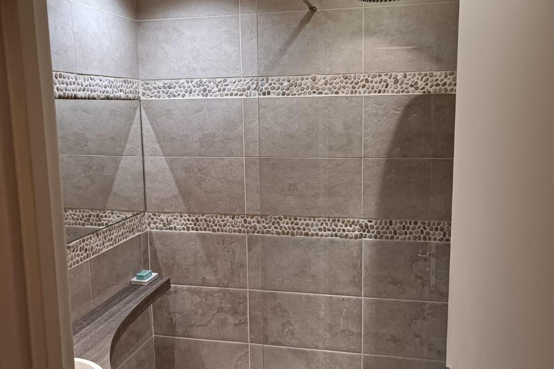 Photo of Bathroom in Front de Lac