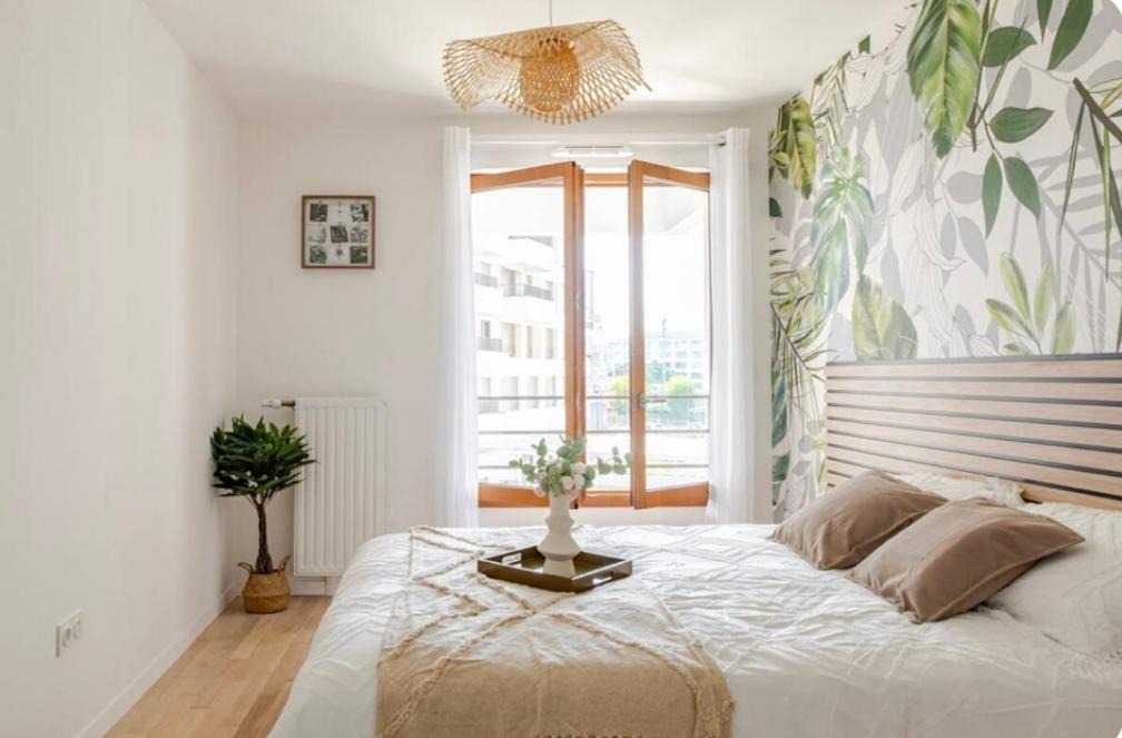 Photo of Bedroom in Asnieres-sur-Seine
