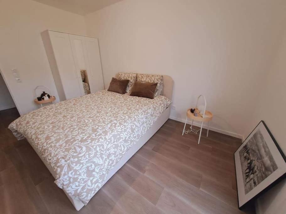 Photo of Bedroom in Le Blanc-Mesnil