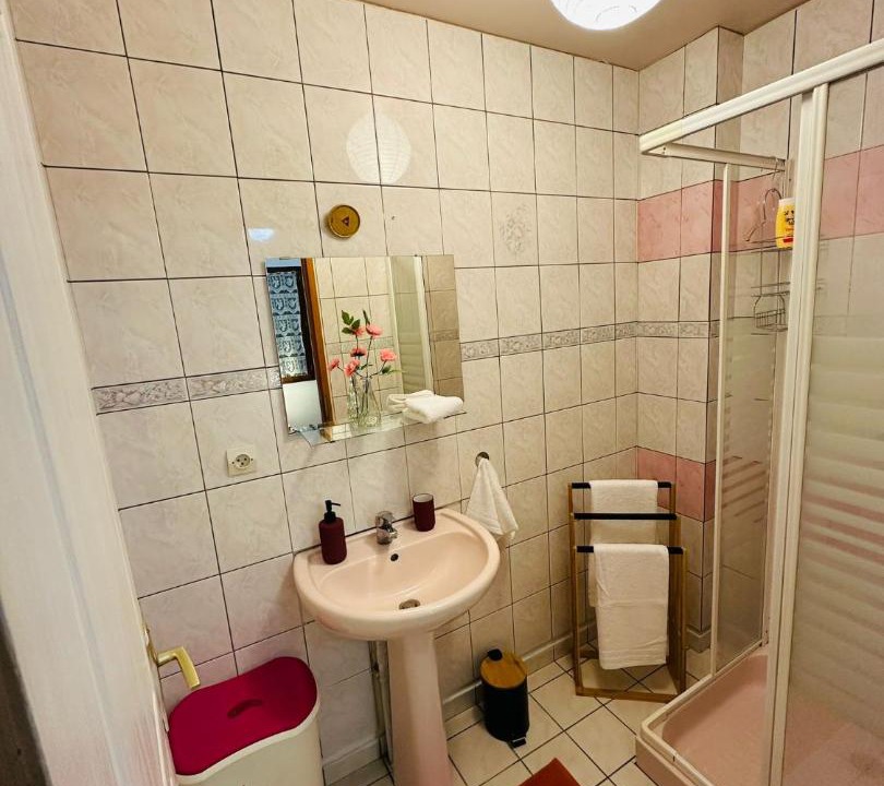 Photo of Bathroom in Montfermeil