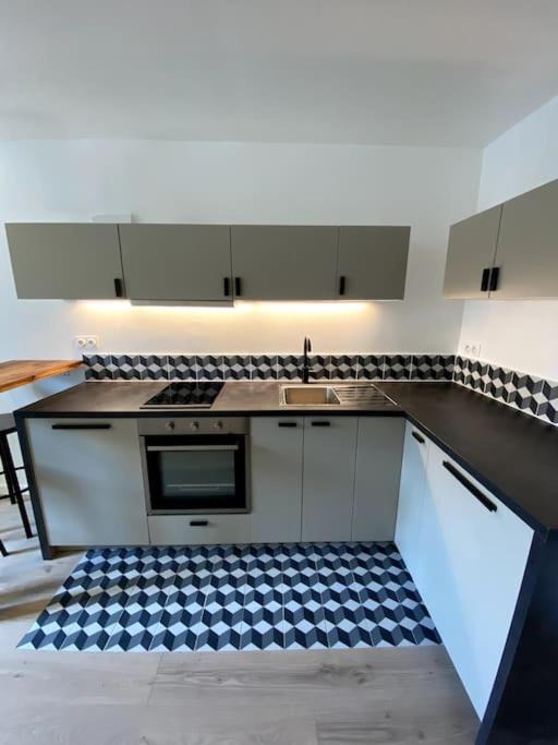 Photo of Kitchen in Quartier de la Goutte-d'Or