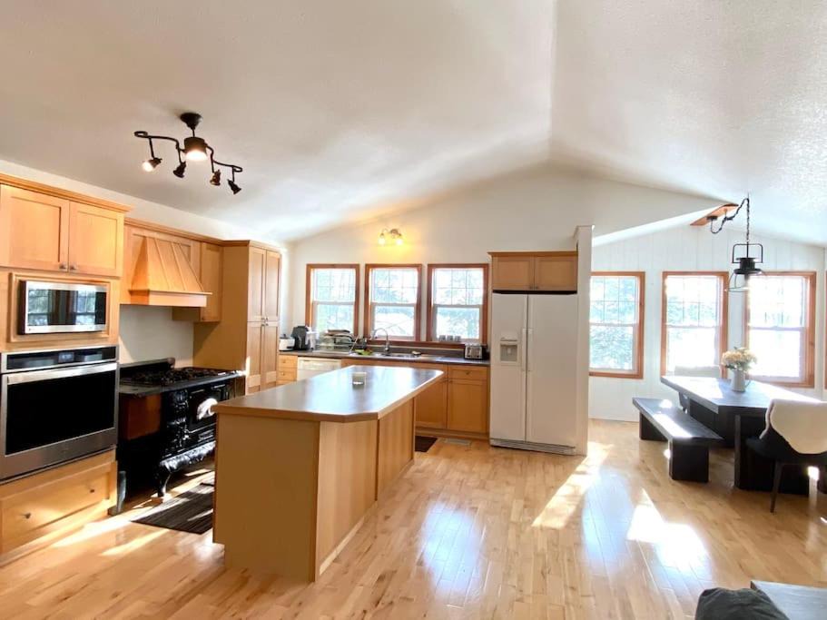 Photo of Livingroom in Huntsville