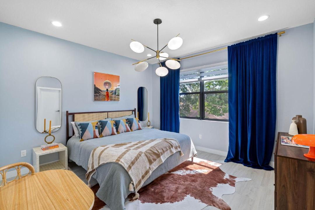 Photo of Bedroom in Pinecrest West Park