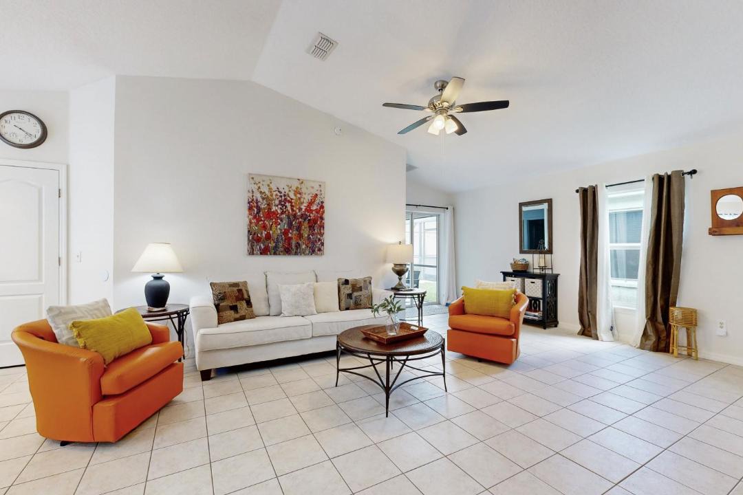 Photo of Livingroom in Sandy Ridge