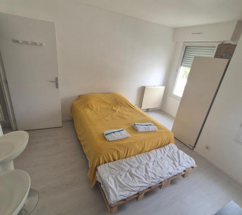 Photo of Bedroom in Suresnes