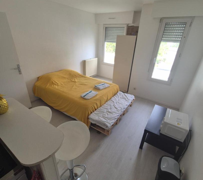 Photo of Bedroom in Suresnes