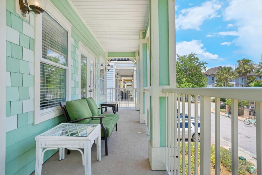 Photo of Patio Balcony in Villages of Crystal Beach