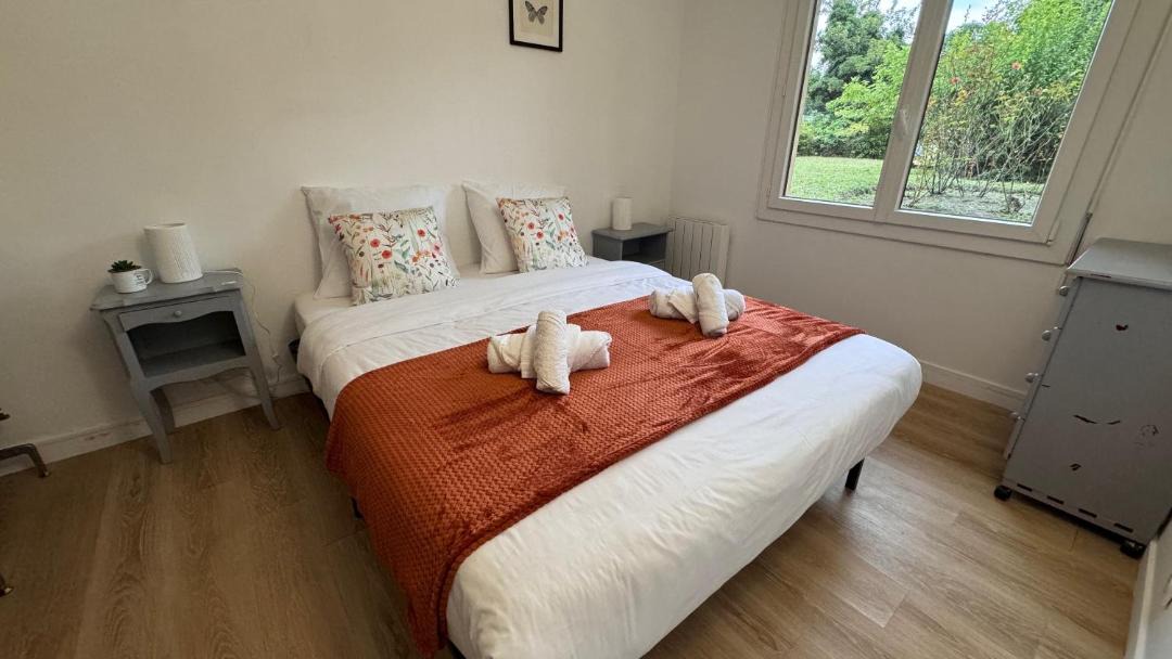 Photo of Bedroom in Rosny-sous-Bois