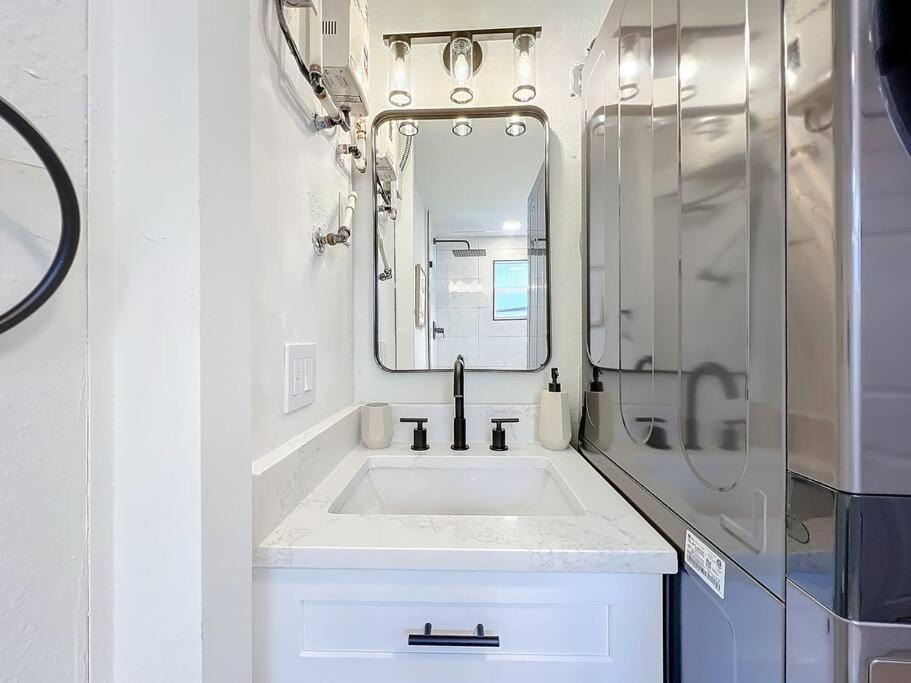 Photo of Bathroom in Bee Ridge