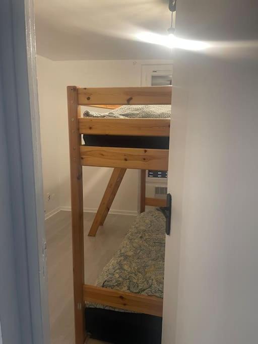 Photo of Bedroom in Montfermeil