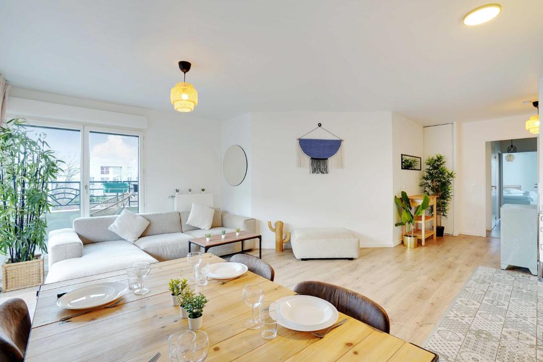 Photo of Livingroom in Les Puces de Saint-Ouen