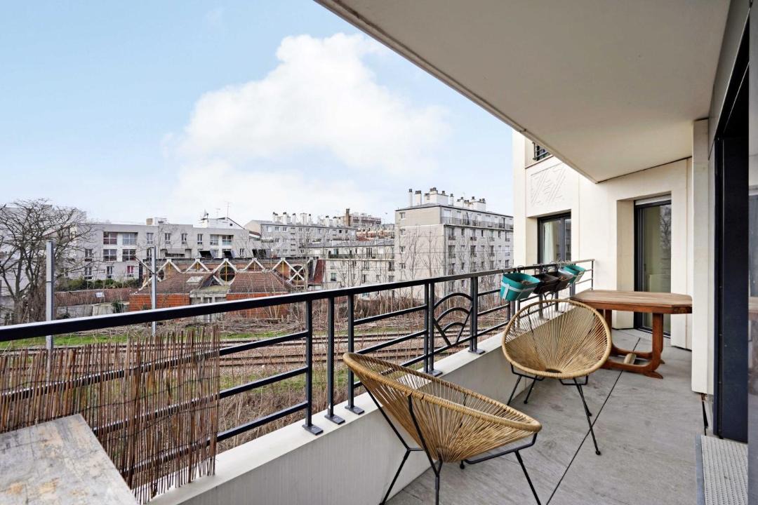 Photo of Patio Balcony in Les Puces de Saint-Ouen