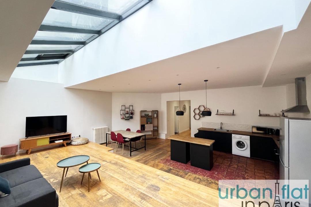 Photo of Livingroom in 19th Arrondissement